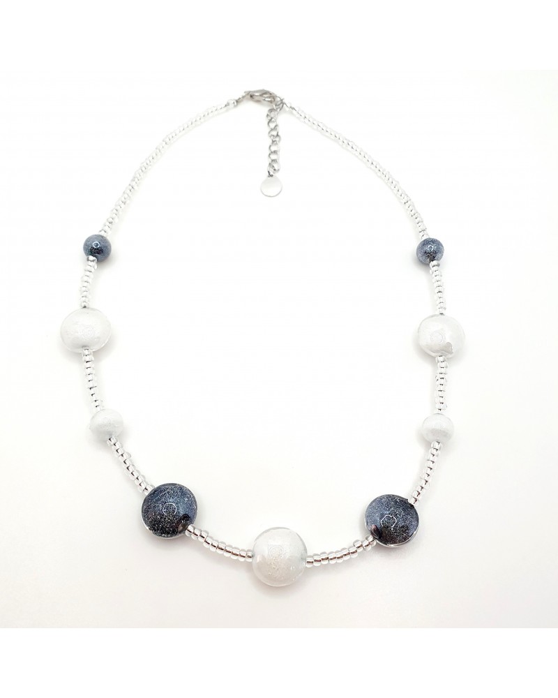 Collier en verre de Murano  artisans italiens fait à la main Collier en verre de Murano  artisans italiens fait à la main